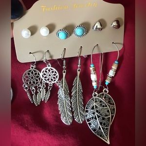 6 pair card of earrings